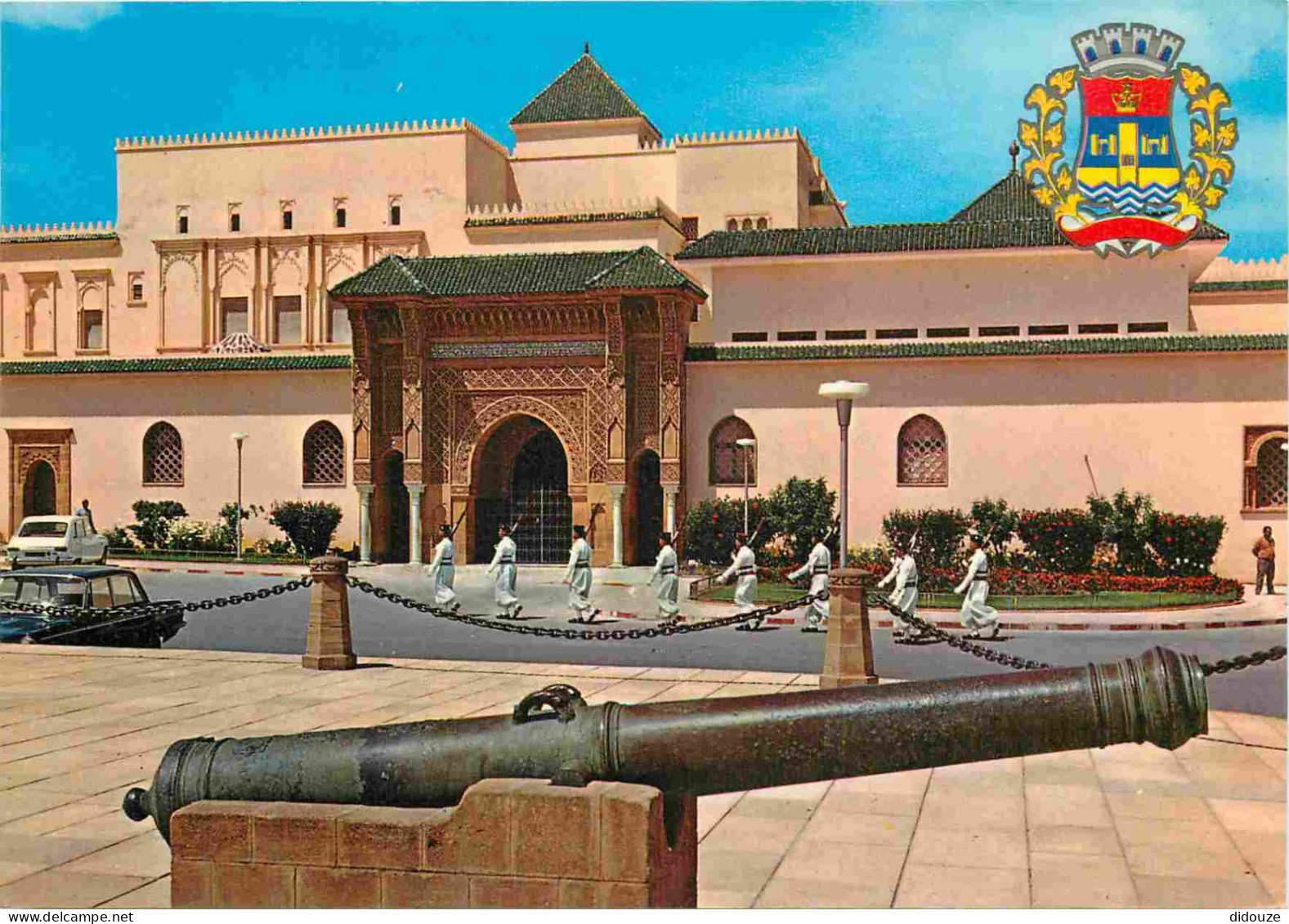 Maroc - Rabat - Le Palais Royal Et Armoiries De La Ville - Blasons - Automobiles - CPM - Carte Neuve - Voir Scans Recto- - Rabat