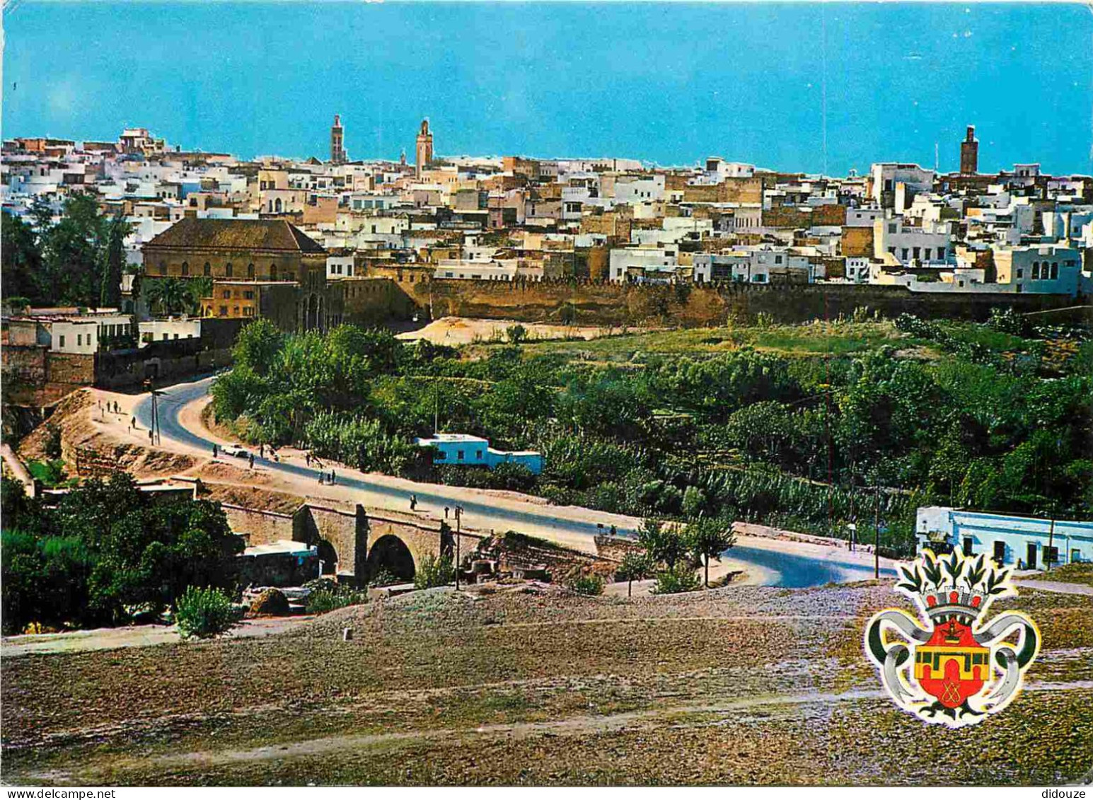 Maroc - Meknès - Vue Générale - Blasons - CPM - Carte Neuve - Voir Scans Recto-Verso - Meknes