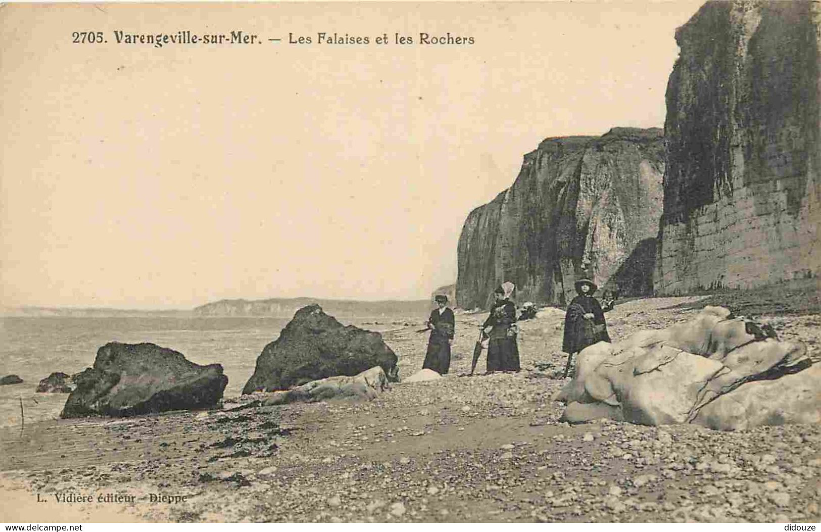76 - Varengeville Sur Mer - Les Falaises Et Les Rochers - Animée - Plage - Correspondance - CPA - Voir Scans Recto-Verso - Varengeville Sur Mer