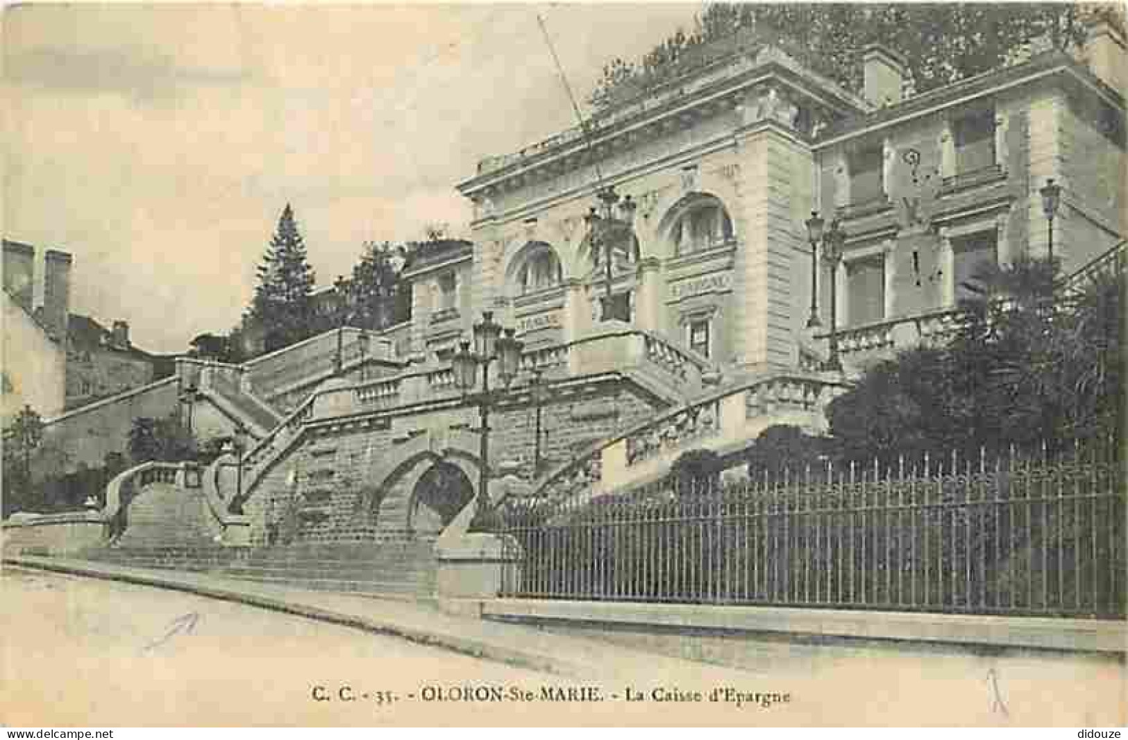 64 - Oloron Sainte Marie - La Caisse D'Epargne - Correspondance - Voyagée En 1913 - CPA - Voir Scans Recto-Verso - Oloron Sainte Marie