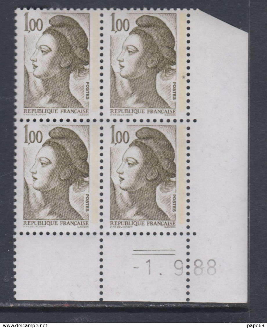 France Type Liberté N° 2185 XX : 1 F. Olive Foncé En Bloc De 4 Coin Daté Du 1 . 9+ . 88, 2 Traits ; Sans Charnière TB - 1980-1989