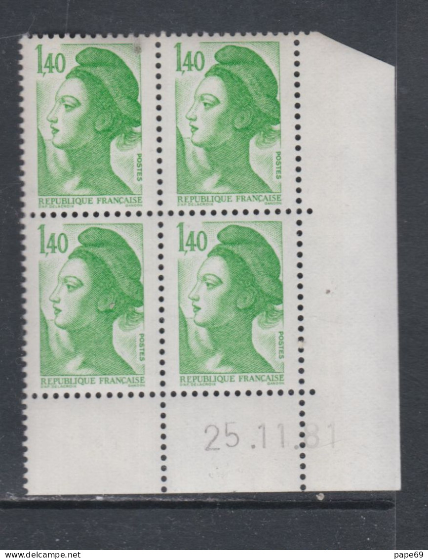 France Type Liberté N° 2186 XX : 1 F. 40 Vert En Bloc De 4 Coin Daté Du  25 . 11 . 81,  Sans Trait ,  Sans Charnière TB - 1980-1989