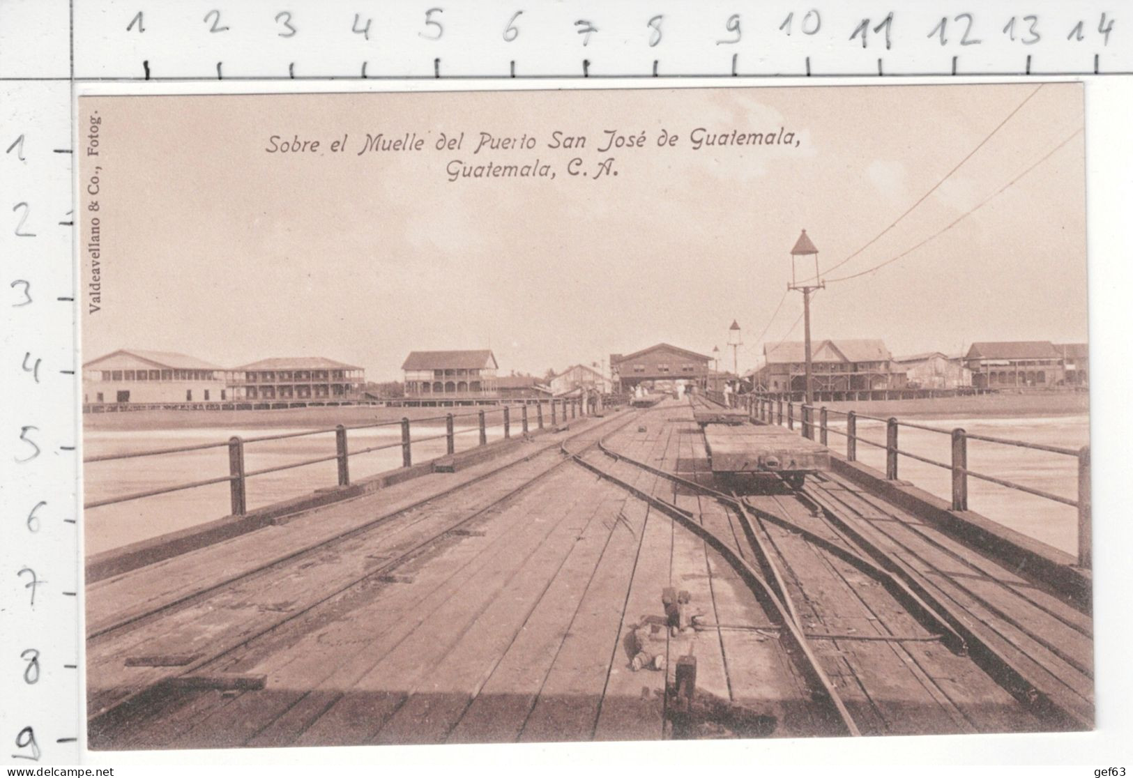 Sobre El Muelle Del Puerto San José De Guatemala - Guatemala