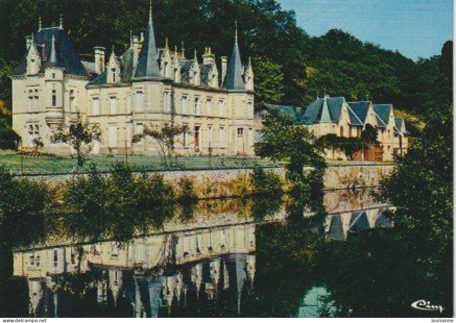 LE CHÂTEAU  DE  POMPAIRAIN  AUXENVIRONS  DE  PARTHENAY  (  79 )   -C  P  M   ( 24 / 4 / 71  ) - Schlösser