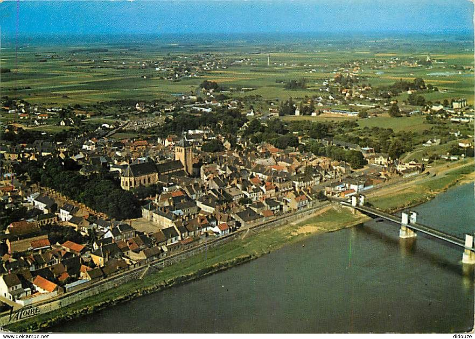 45 - Jargeau - Vue Générale Aérienne - La Loire - CPM - Voir Scans Recto-Verso - Jargeau