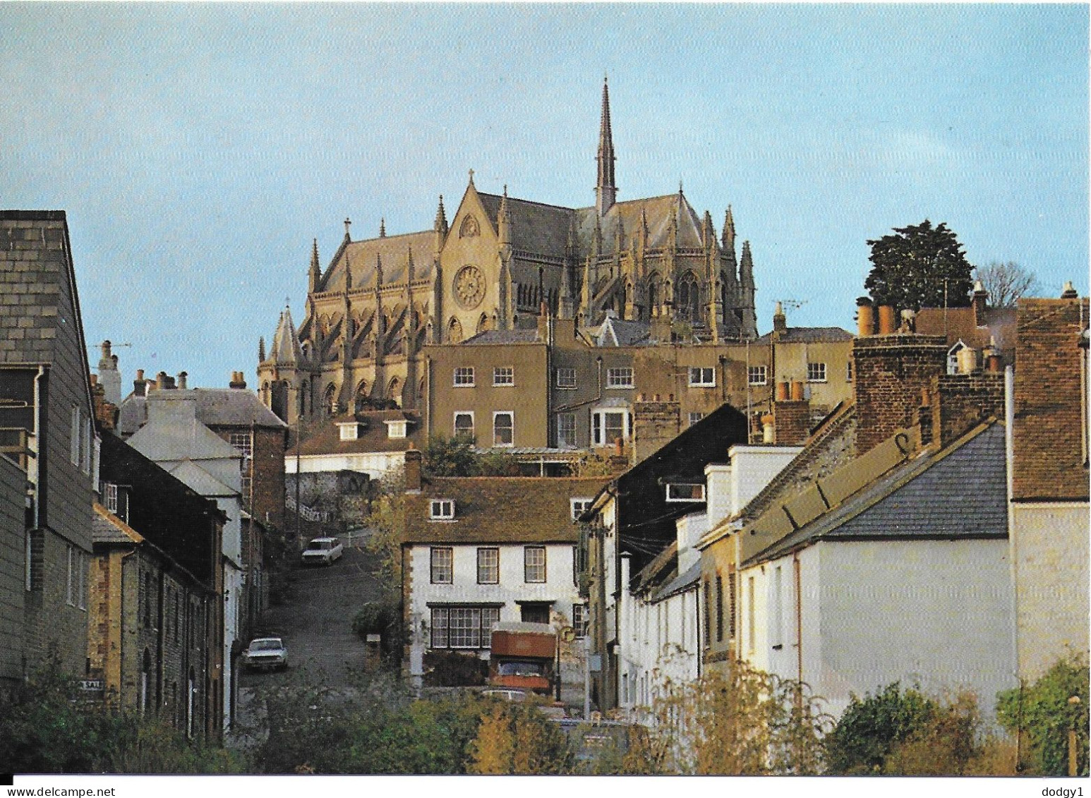 ARUNDEL CATHEDRAL, ARUNDEL, SUSSEX, ENGLAND. UNUSED POSTCARD  M6 - Arundel