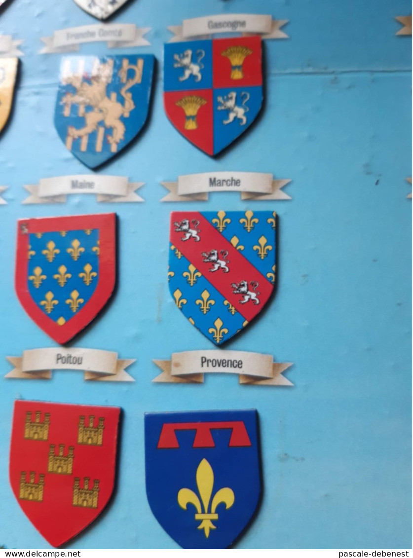 Magnets Des Blasons Français - Otros & Sin Clasificación