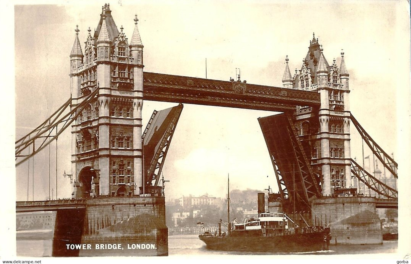 *CPA - ROYAUME-UNI - ANGLETERRE - LONDRES - Tower Bridge - Bateau à Vapeur - Tower Of London