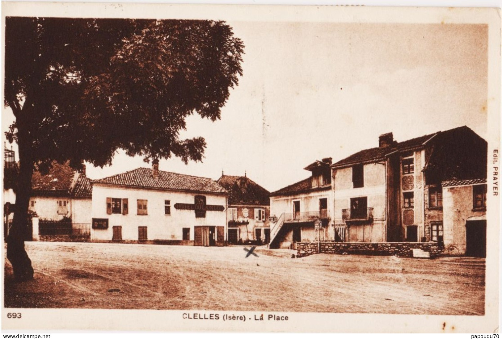 CPA  38 -- CLELLES  -  LA PLACE - Clelles