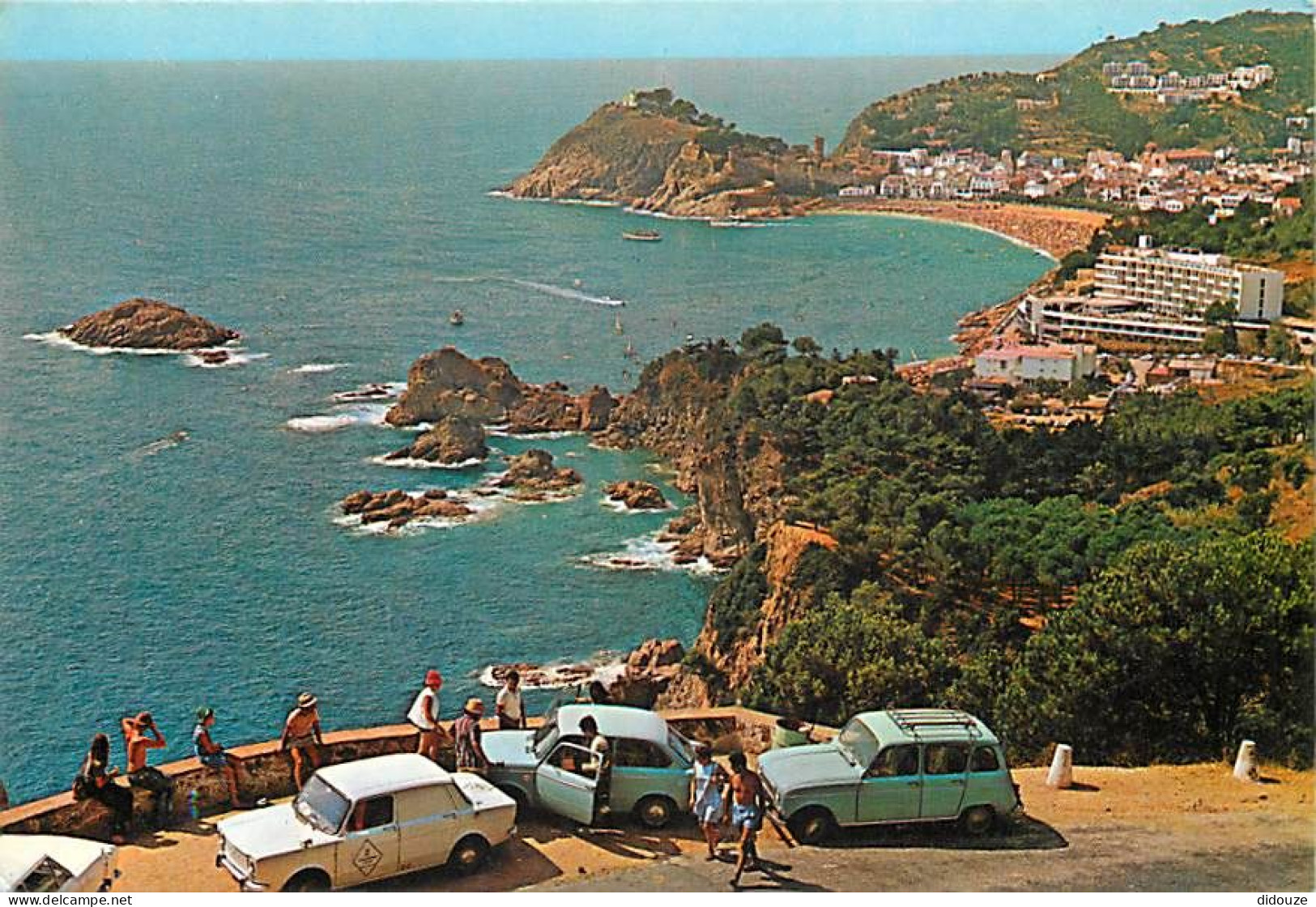 Automobiles - Espagne - Espana - Tossa De Mar ( Costa Brava ) - CPM - Voir Scans Recto-Verso - Voitures De Tourisme