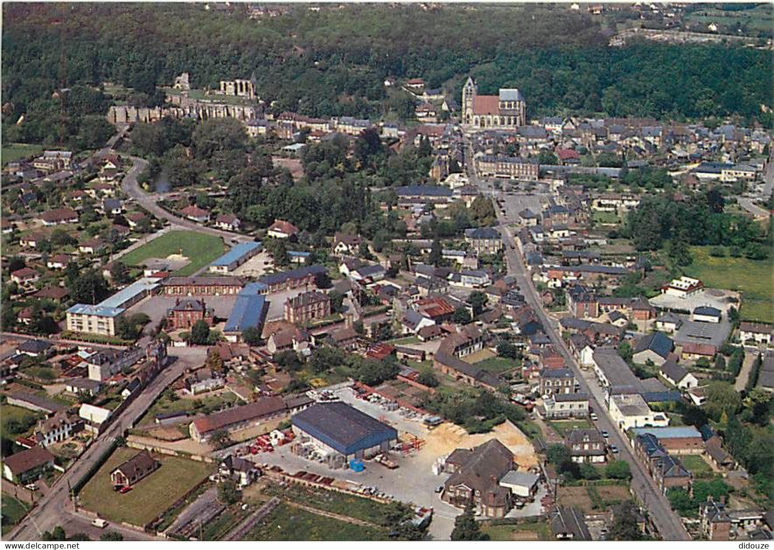 27 - Beaumont Le Roger - Vue Générale Aérienne - CPM - Voir Scans Recto-Verso - Beaumont-le-Roger