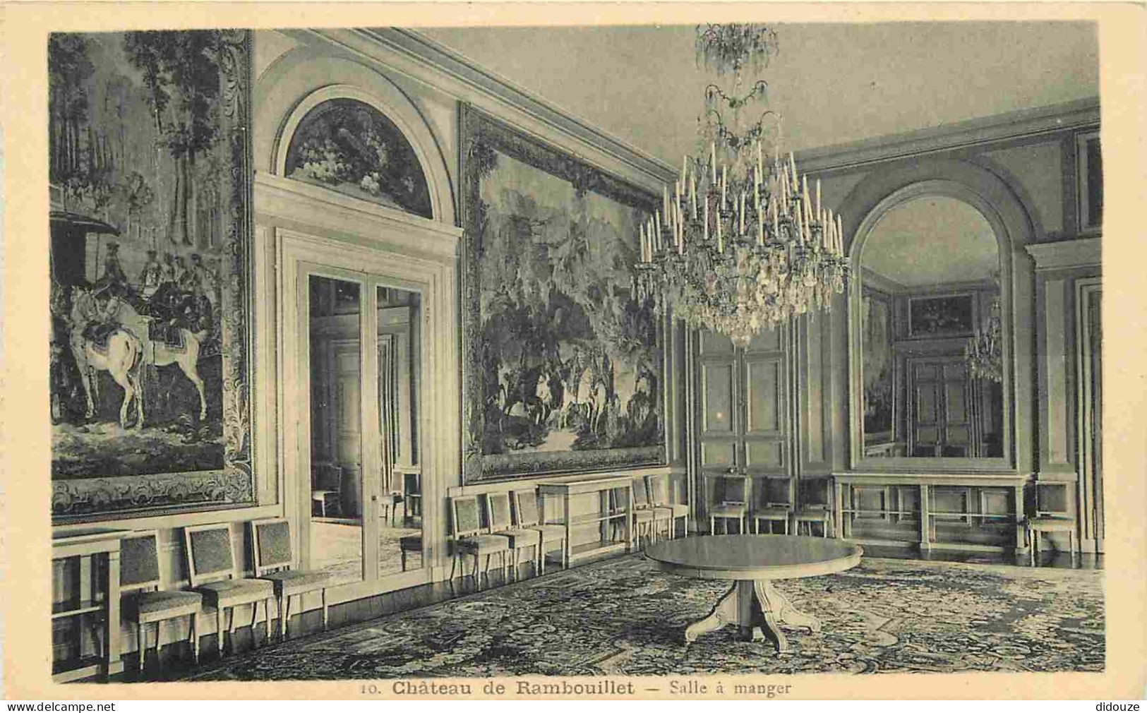 78 - Rambouillet - Intérieur Du Château - Salle à Manger - CPA - Etat Carte Provenant D'un Carnet - Voir Scans Recto-Ver - Rambouillet (Kasteel)