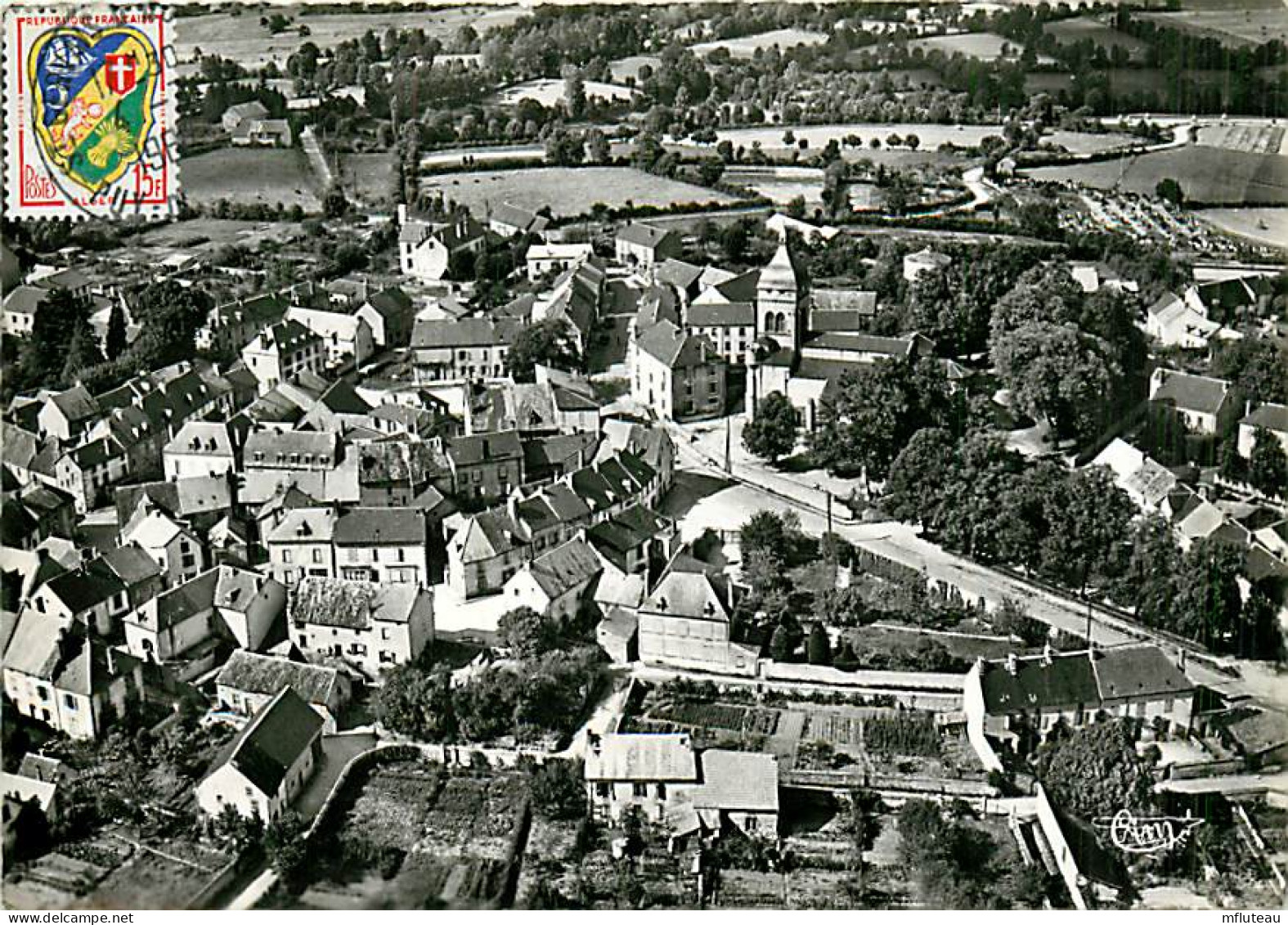 63* ST GERVAIS D AUVERGNE    CPSM (10x15cm)                   MA72-0337 - Saint Gervais D'Auvergne