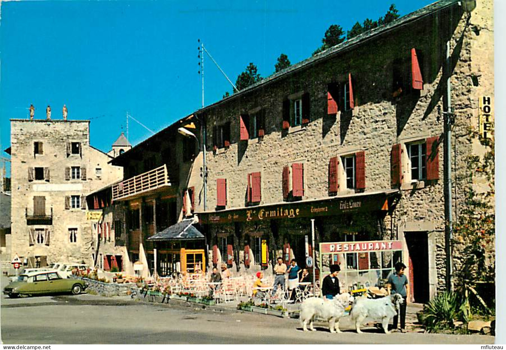 66* FONT ROMEU Hotel Ermitage  CPSM (10x15cm)        MA72-0904 - Personaggi