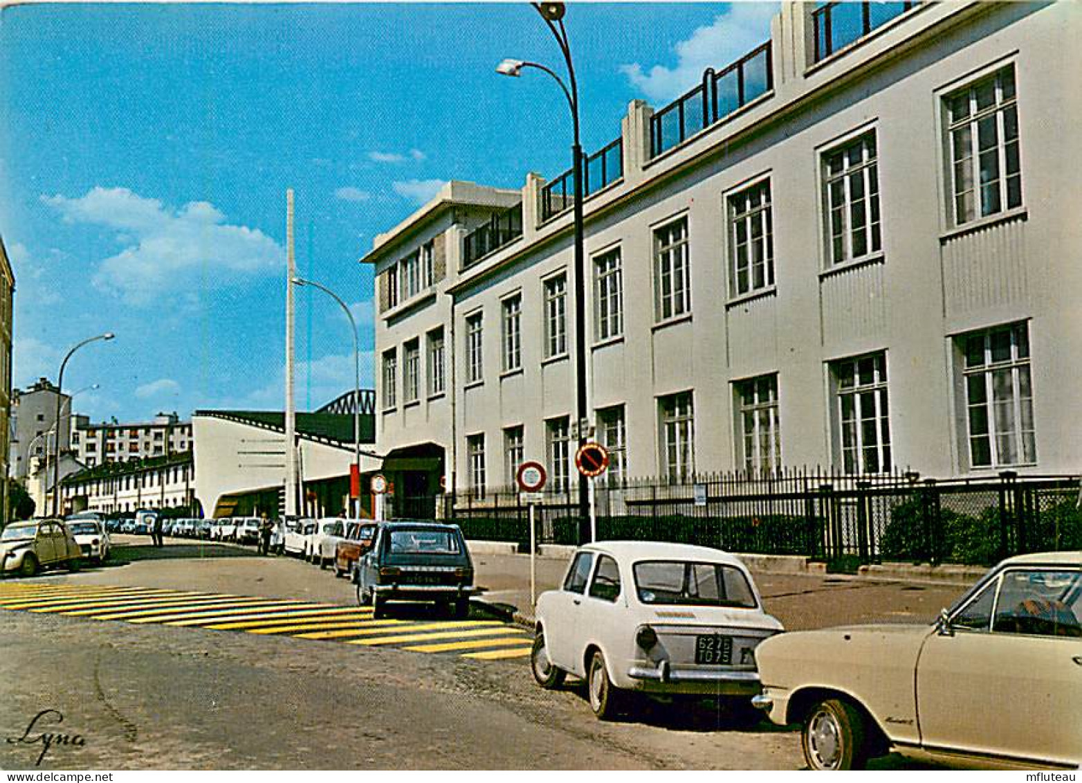 94* CHARENTON  Rue A;France  CPM (10x15cm)        MA75-1156 - Charenton Le Pont