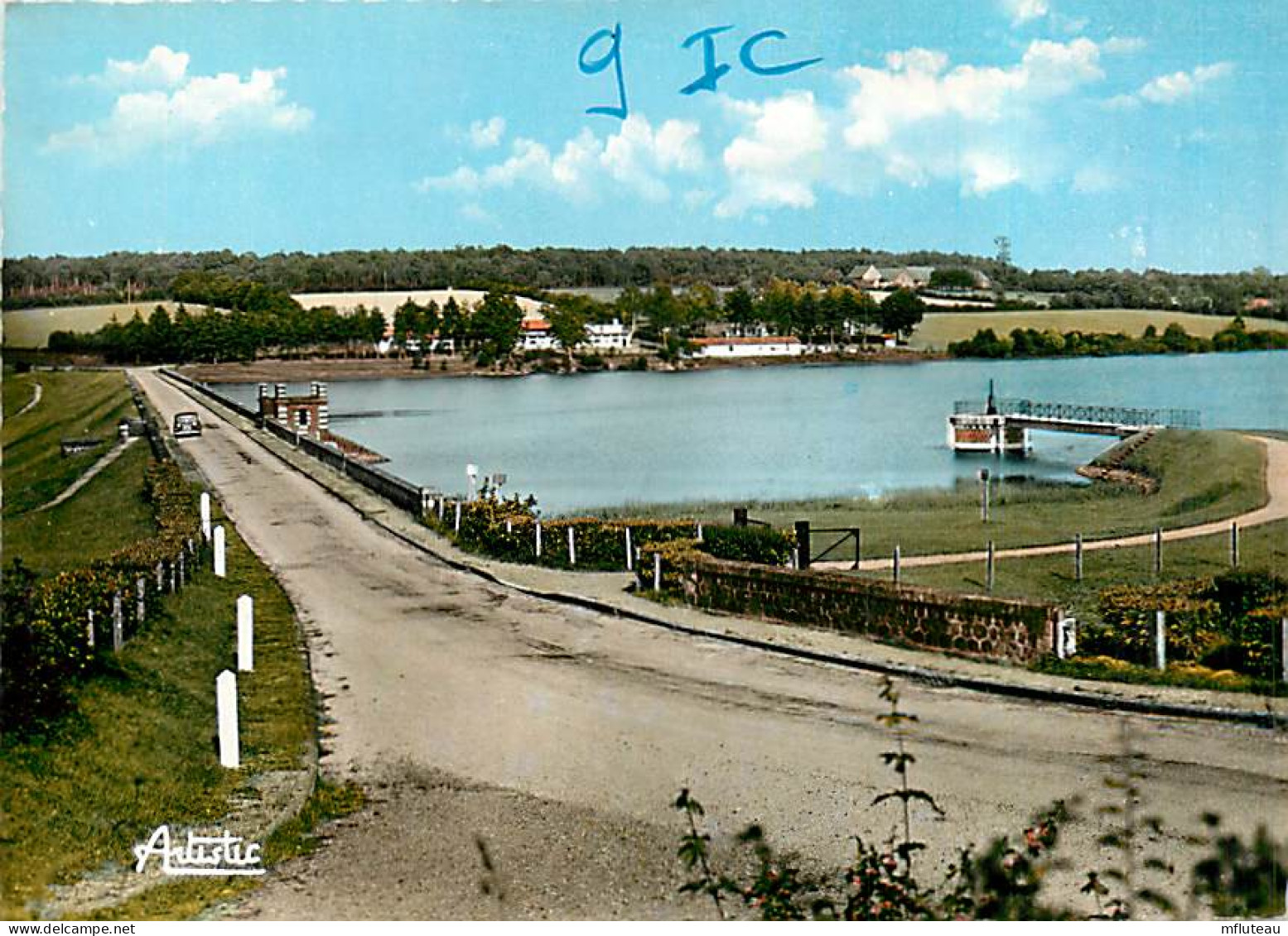 89* ST FARGEAU  Réservoir Du Bourdon CPSM (10x15cm)        MA75-0922 - Saint Sauveur En Puisaye