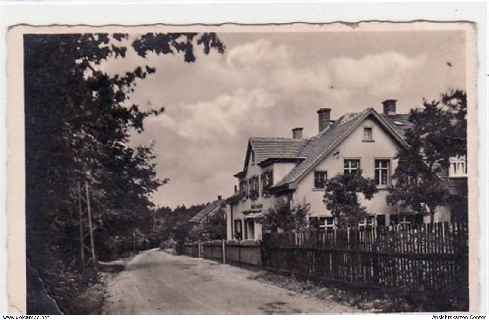 39038402 - Zwickau - Windberg Mit Gaststaette  Zur Waldschaenke  Gelaufen Von 1939. Leicht Buegig, Leicht Fleckig, Klei - Zwickau