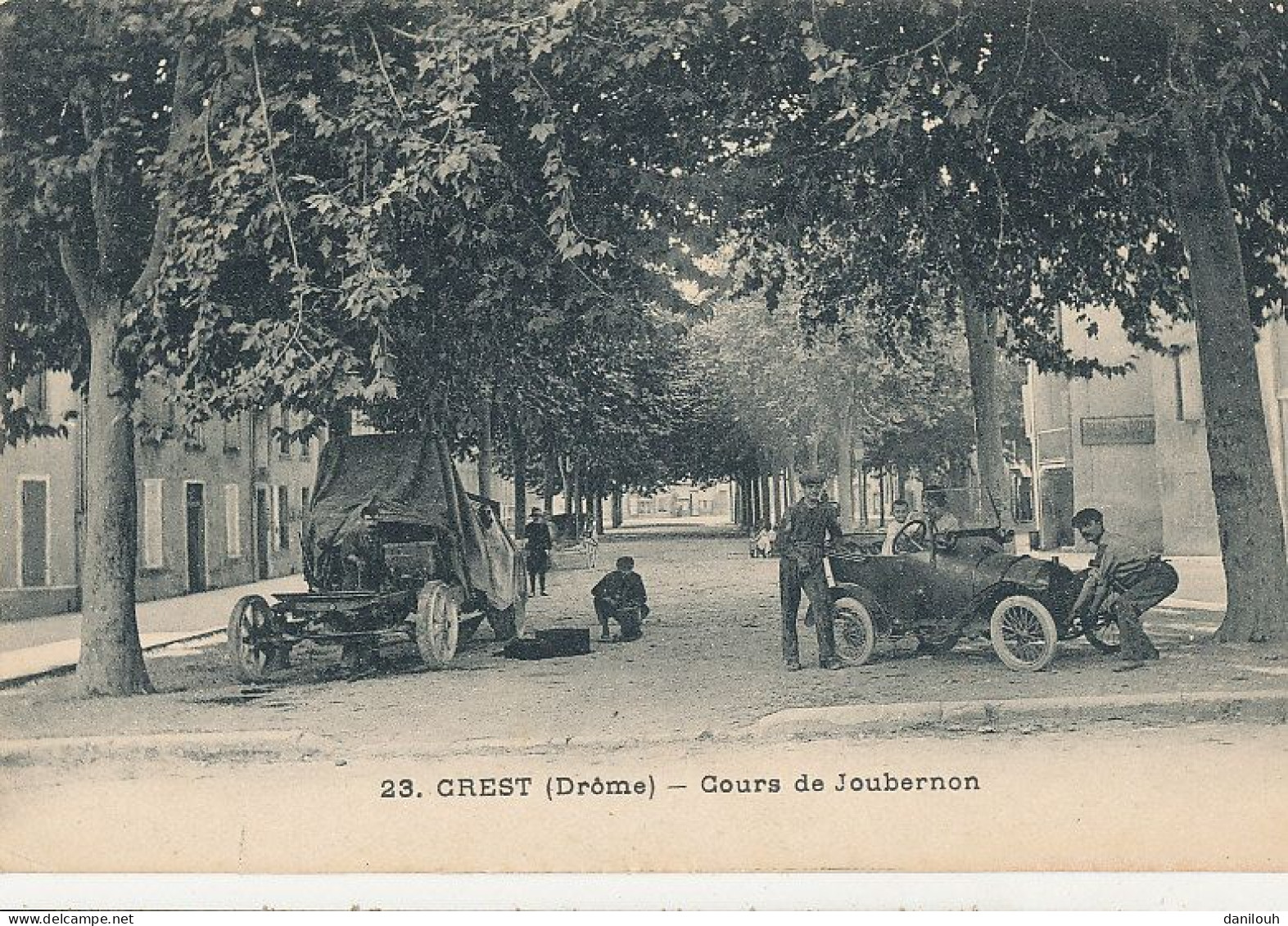 26 // CREST    Cours De Joubernon  23 / Automobiles - Crest