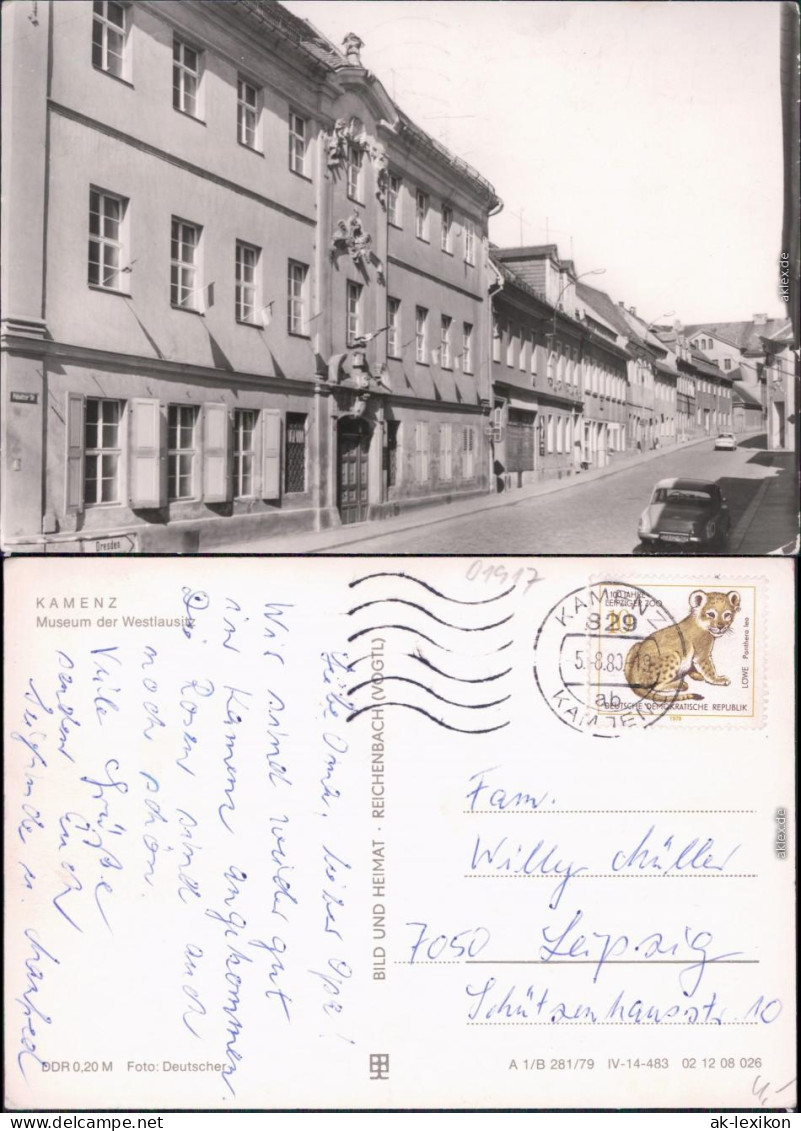 Foto AK Kamenz Kamjenc Straßenpartie, Auto  Am Museum Der Westlausitz 1980 - Kamenz