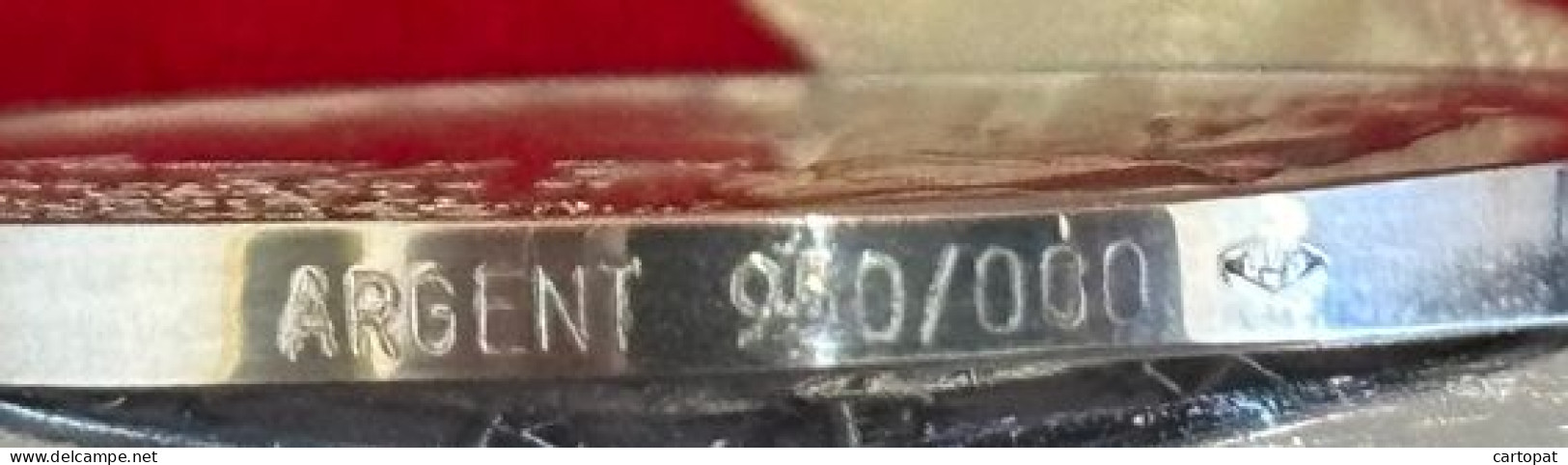 MEDAILLE COMMEMORATIVE DE JOHN KENNEDY EN AGENT 950/1000 DIAMETRE 39MM RARE! - Monarquía/ Nobleza
