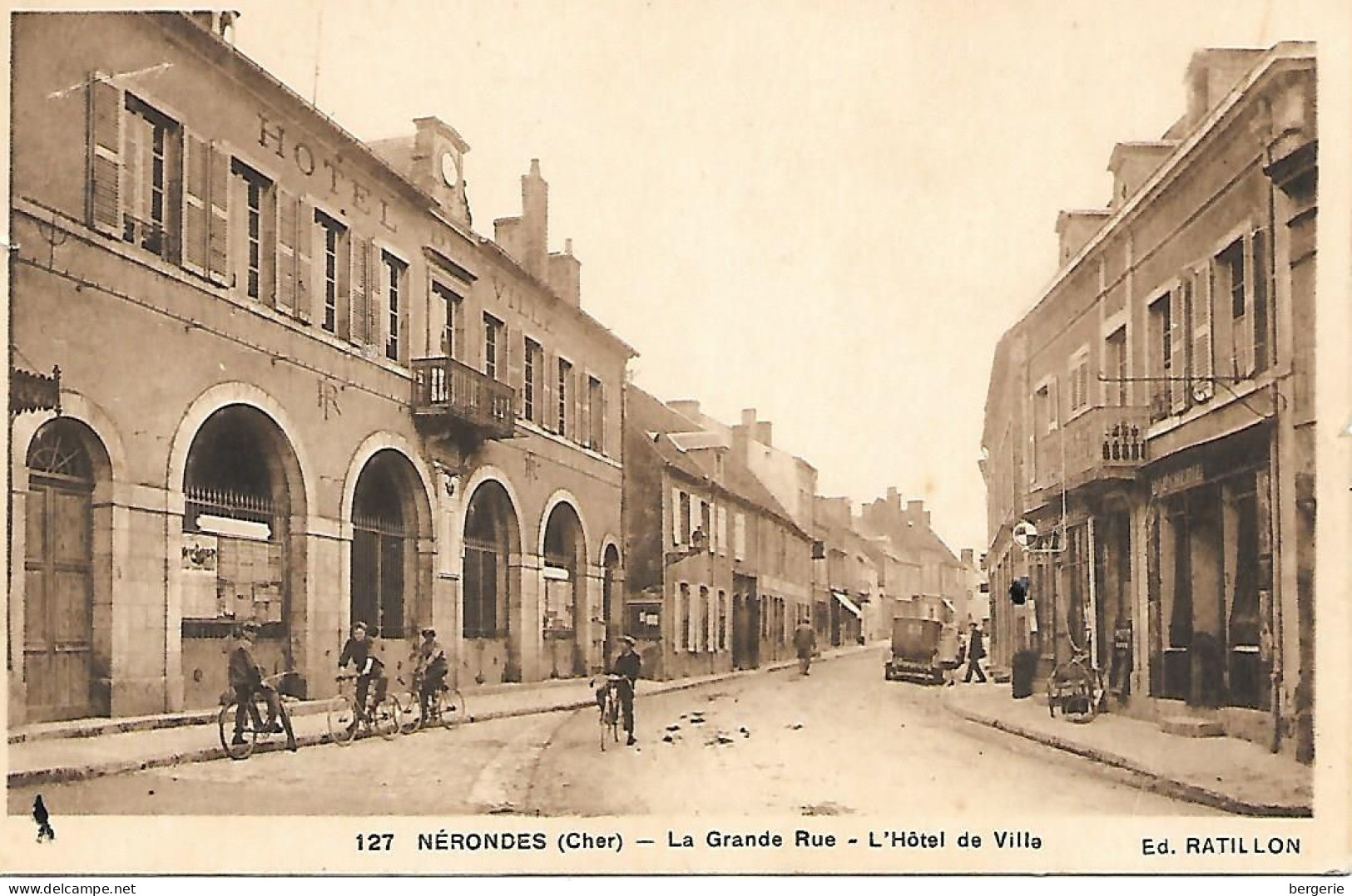 C/255           18    Nérondes    -    Grande Rue - Nérondes