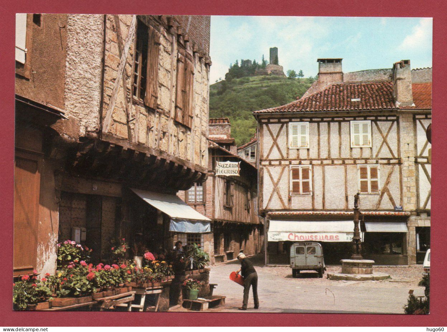 SAINT CERE - Place Du Mercadial - Saint-Céré