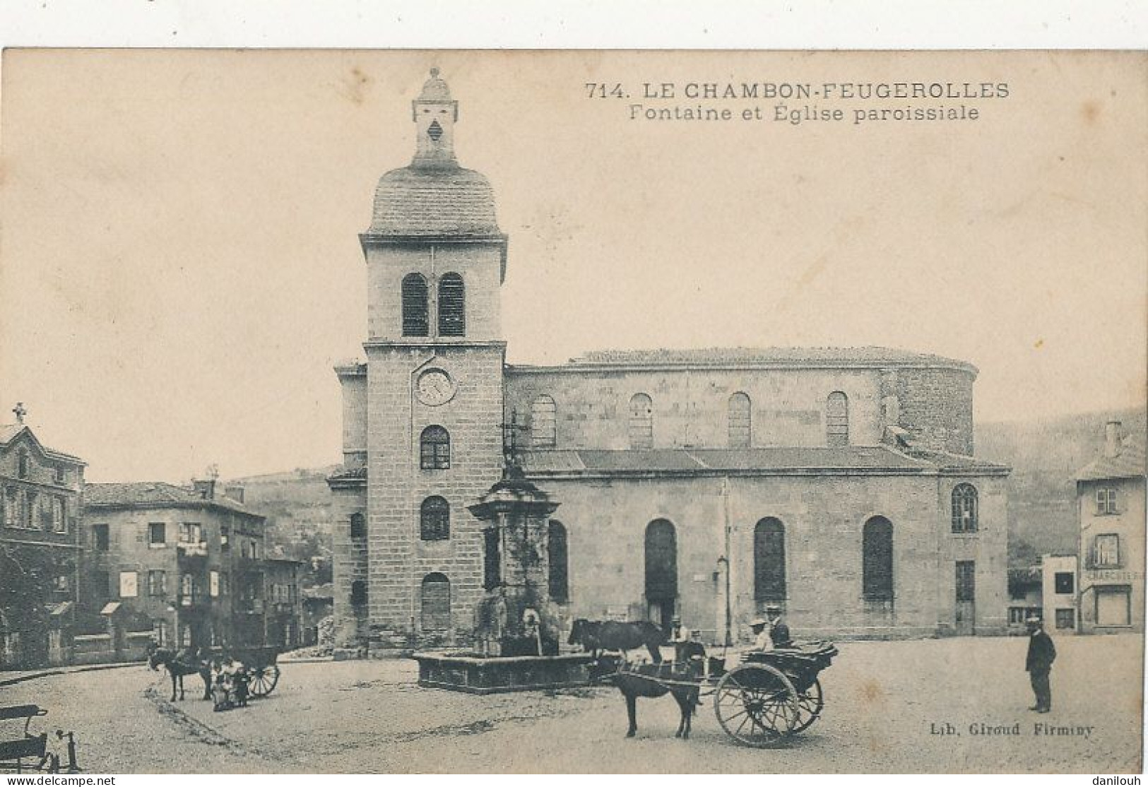 42 // LE CHAMBON FEUGEROLLES   Fontaine Et église Paroissiale  714 - Le Chambon Feugerolles