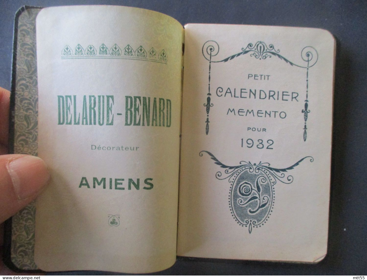 1932  DELARUE BENARD DECORATEUR AMIENS CALENDRIER MOMENTO - Liebig