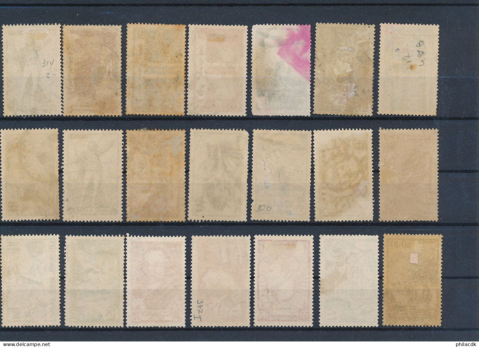 FRANCE - LOT DE 490 TIMBRES AVEC BONNES VALEURS BANDE PETAIN PREOBLITERES 47 ET 68 TAXES 14 17 20 EPREUVE DE LUXE