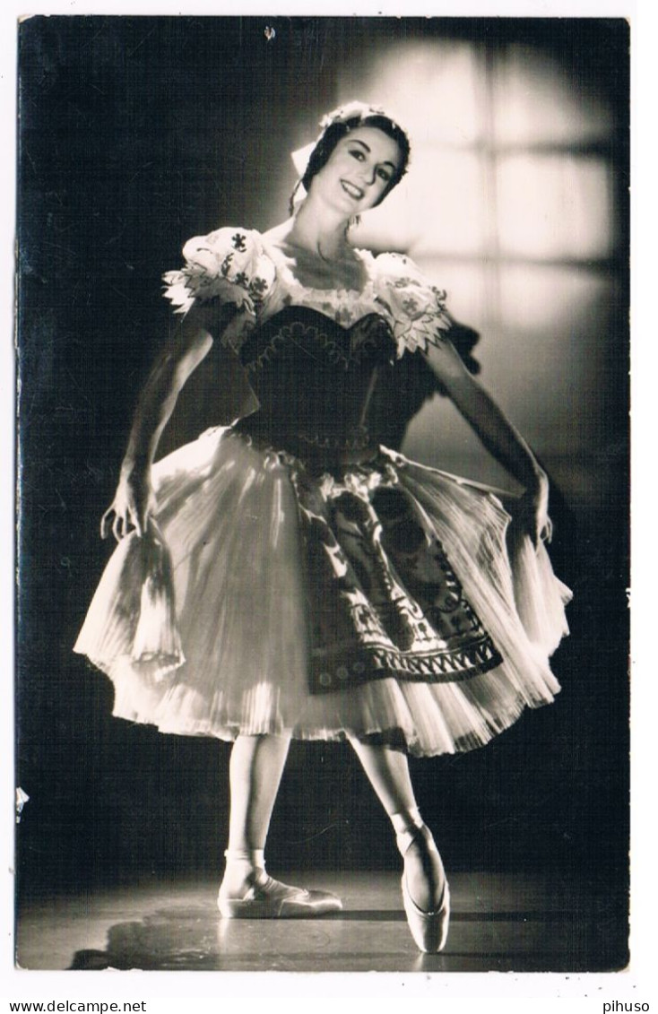 BALLET-26  ROWENA JACKSON In COPPELIA - Dance