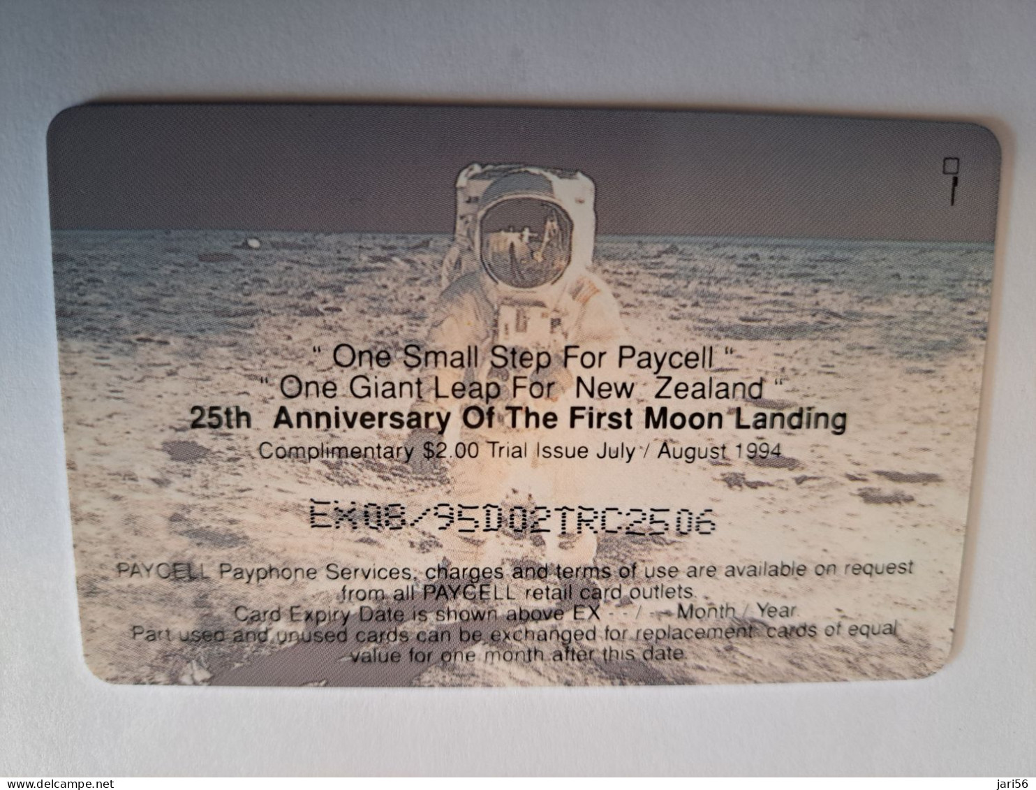 AUSTRALIA / PAY CEL  CHIP CARD  $ 2,- ASTRONAUTE/ COMPLIMENTARY/ TEST CARD /   MINT  ** 16556** - Australie