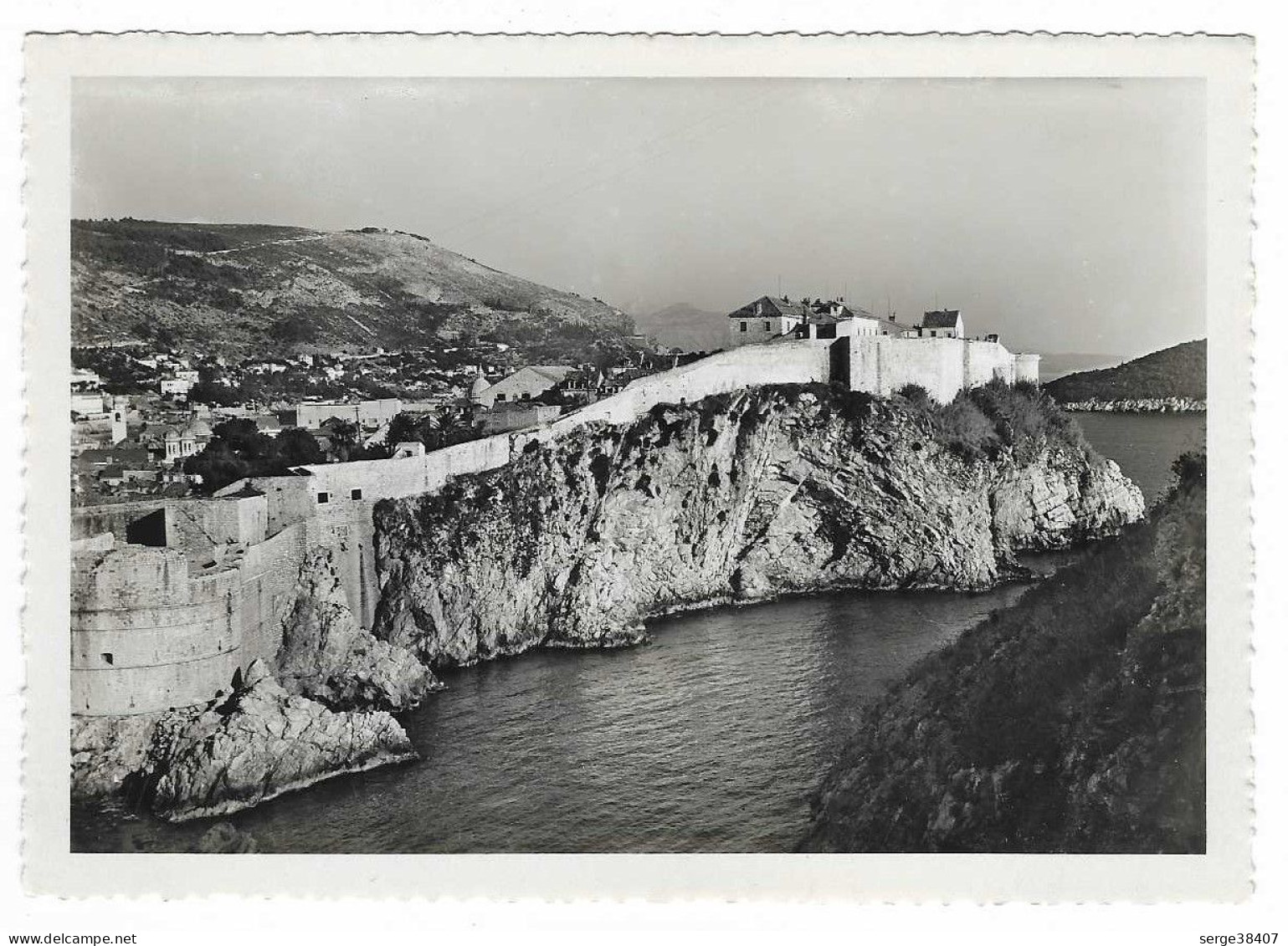 Dubrovnik - Les Remparts - N°886  # 3-24/3 - Kroatien