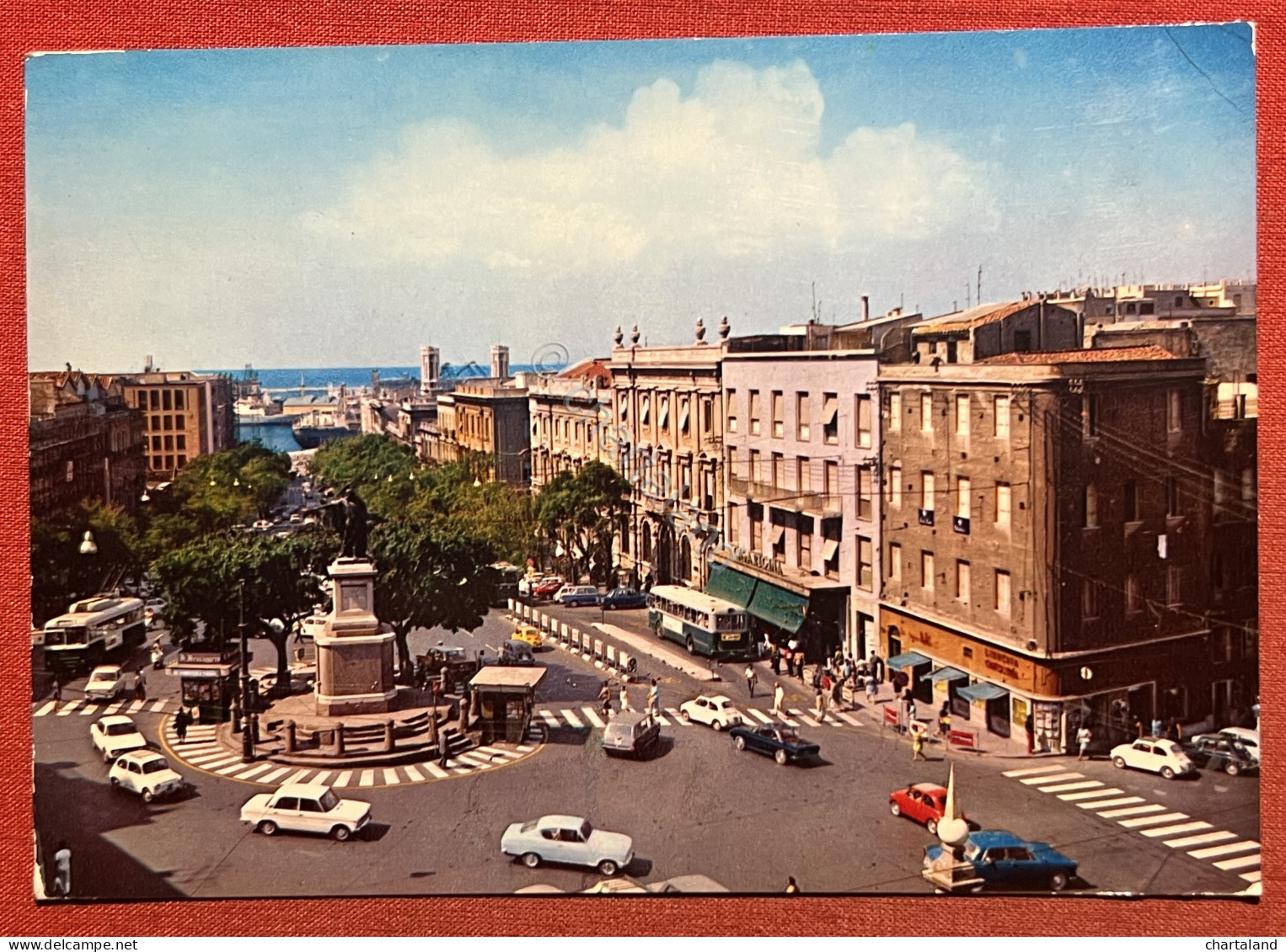 Cartolina - Cagliari - Piazza Yenne E Largo Carlo Felice - 1971 - Cagliari