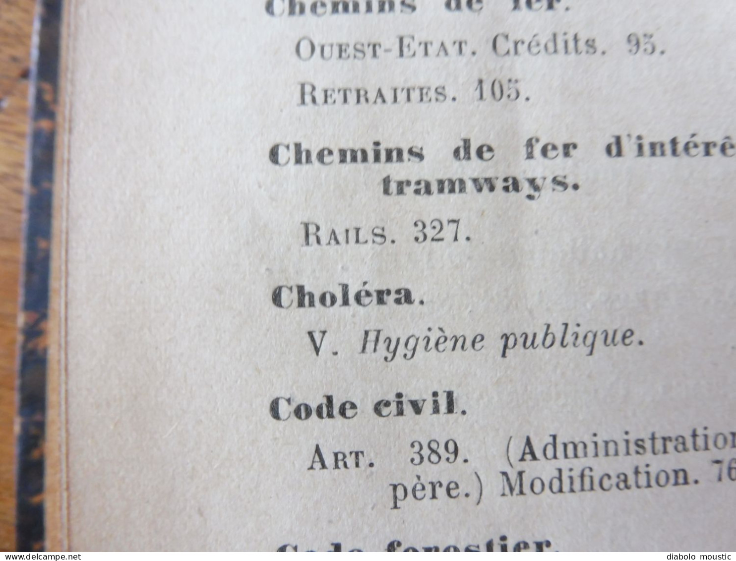 1910  RECUEIL des LOIS : Prostitution des mineurs, Légion étrangère, Sections Spéciales, Raisins et vendange; Etc ; Etc