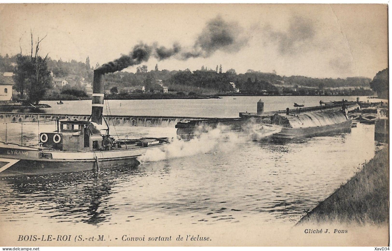 Bois Le Rois Convoi Sortant De L'ecluse - Houseboats