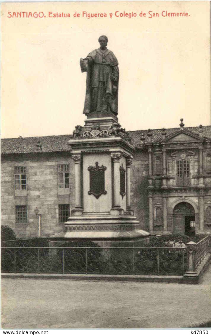 Santiago - Estatua De Figueroa - Santiago De Compostela