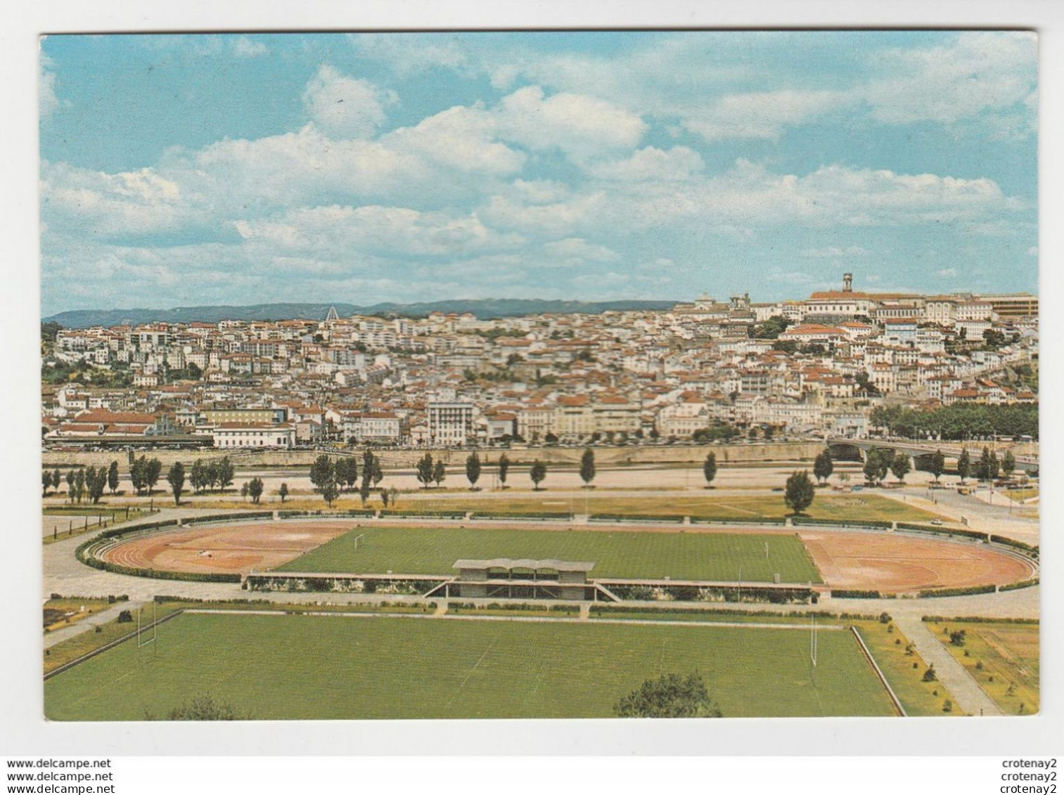 Portugal COIMBRA N°846 Stade Universitaire Le Mondego Terrain De Foot Rugby Piste Athlétisme VOIR DOS - Coimbra