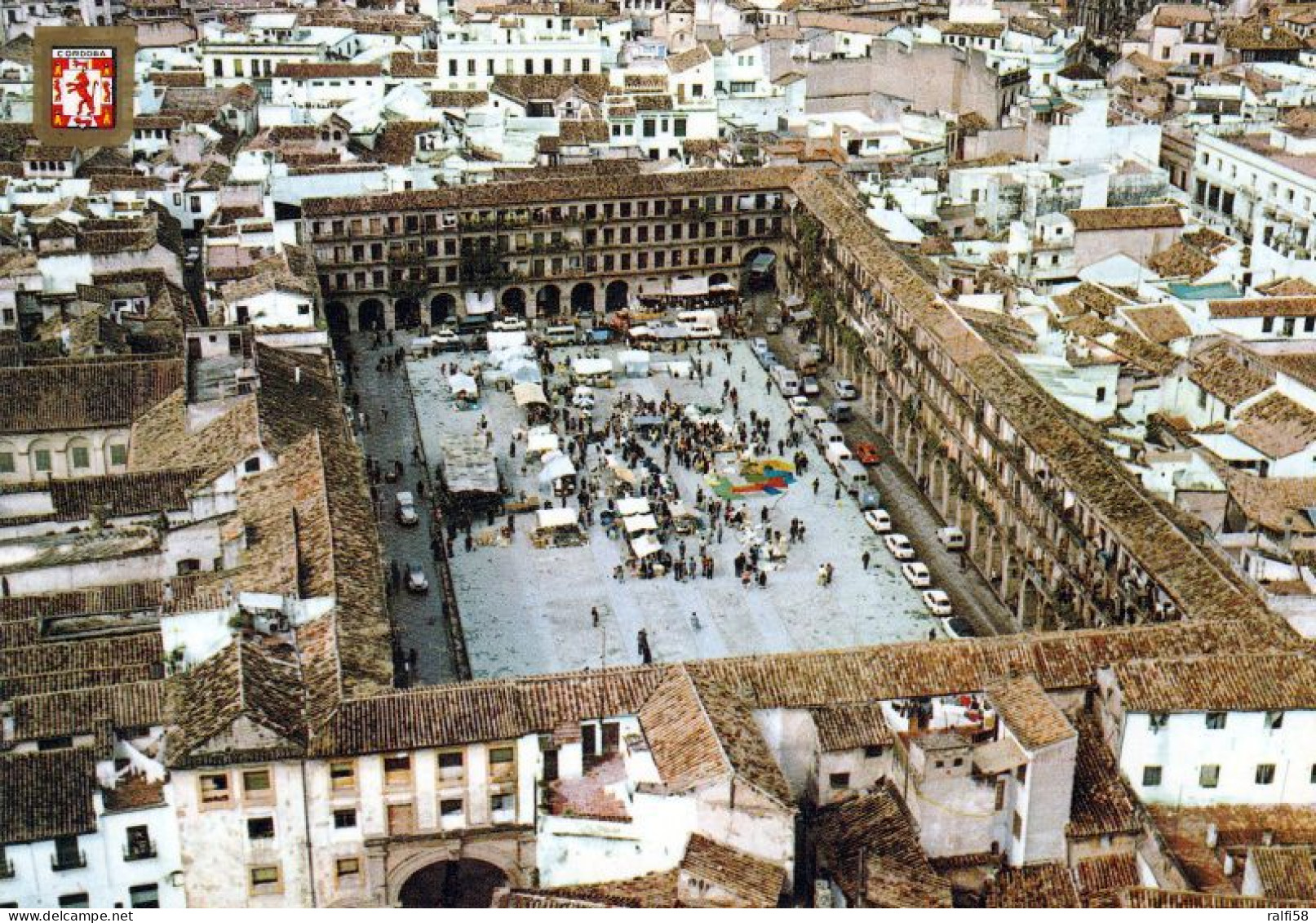 1 AK Spanien * Cordoba - Blick Auf Den Plaza De La Corredera - Luftbildaufnahme * - Córdoba