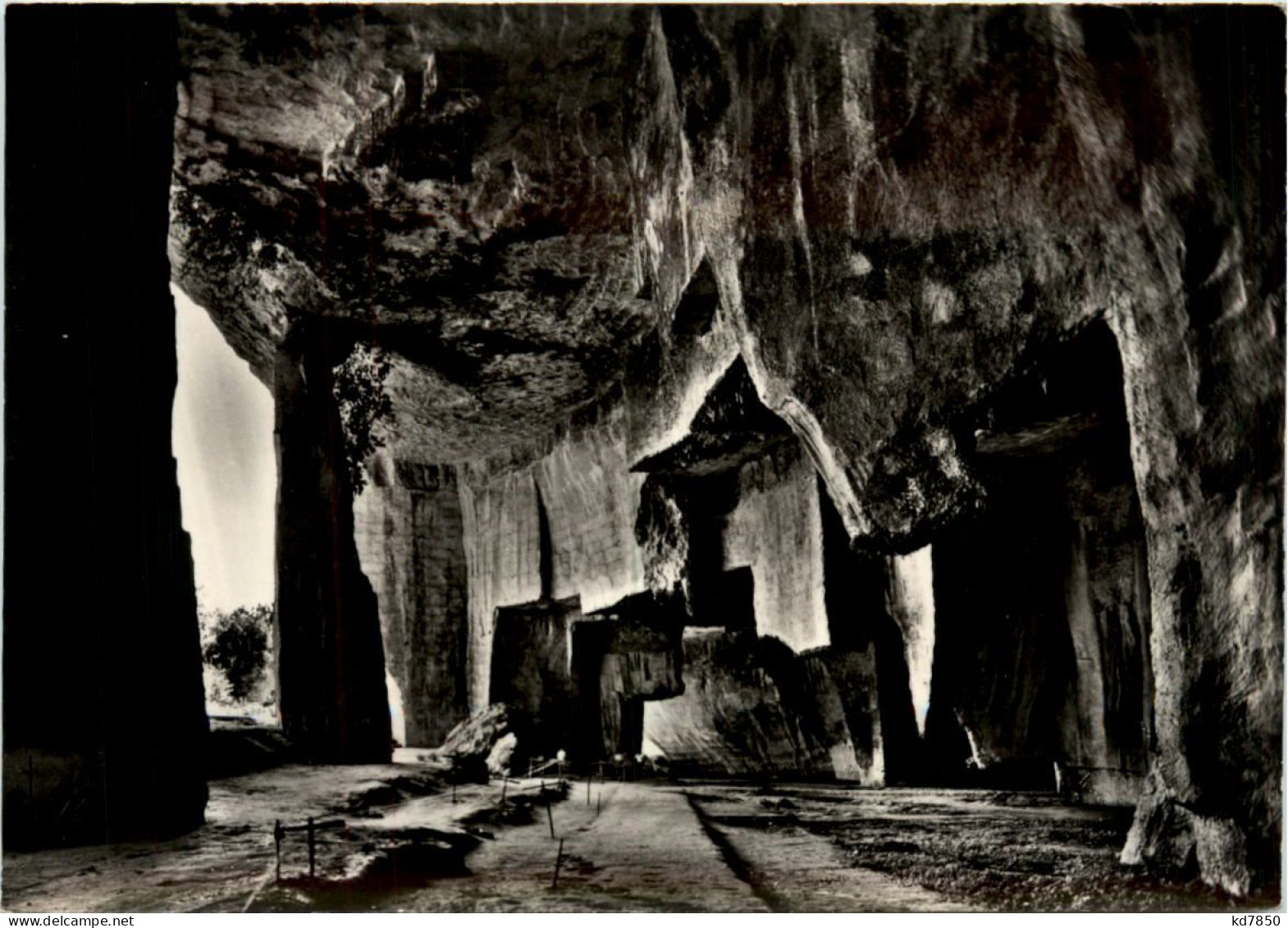 Siracusa - Grotta Dei Cardati - Siracusa