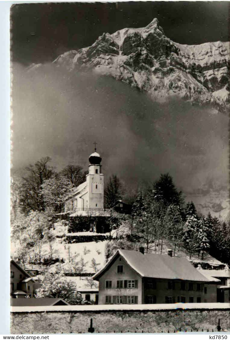 Glarus - Burgkapelle Mit Wiggis - Glaris Norte