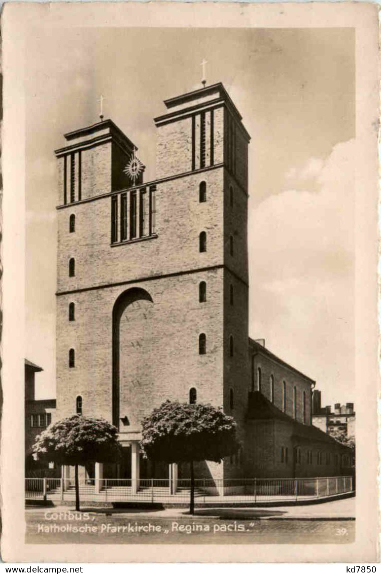 Cottbus, Kath. Pfarrkirche Regina Pacis - Cottbus