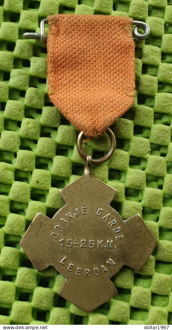 Medaile   : Glasstad- Marsch * Oranje Garde * Leerdam.  -  Original Foto  !!  Medallion  Dutch - Andere & Zonder Classificatie