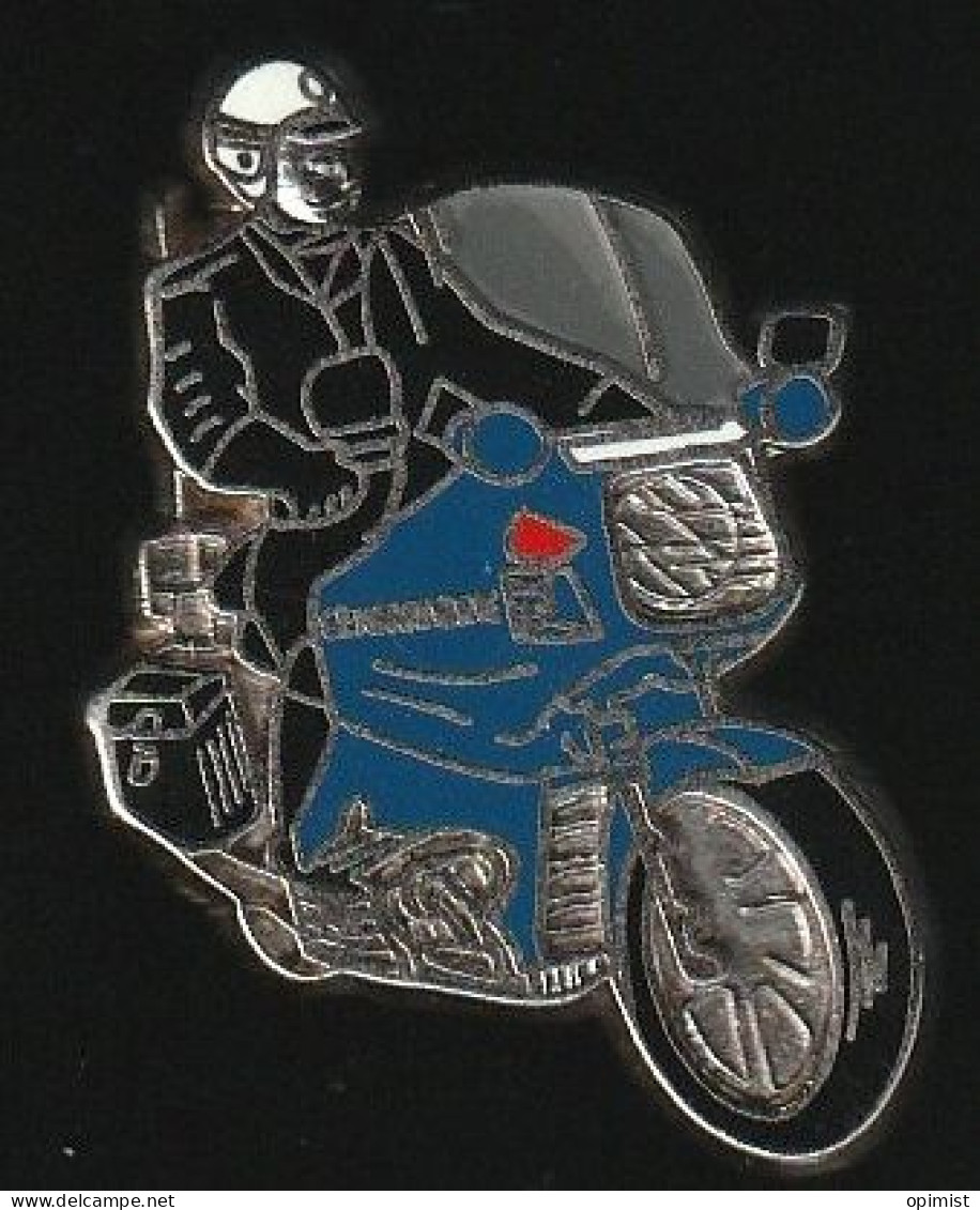 77658-Pin's .Moto.gendarmerie.Police.signé Ballard Combs La Ville. - Motorbikes