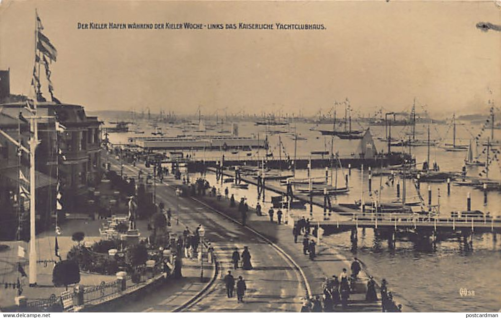 Deutschland - KIEL - Der Kieler Hafen Während Der Kieler Woche - Links Das Kaiserliche Yachtclubhaus - Kiel