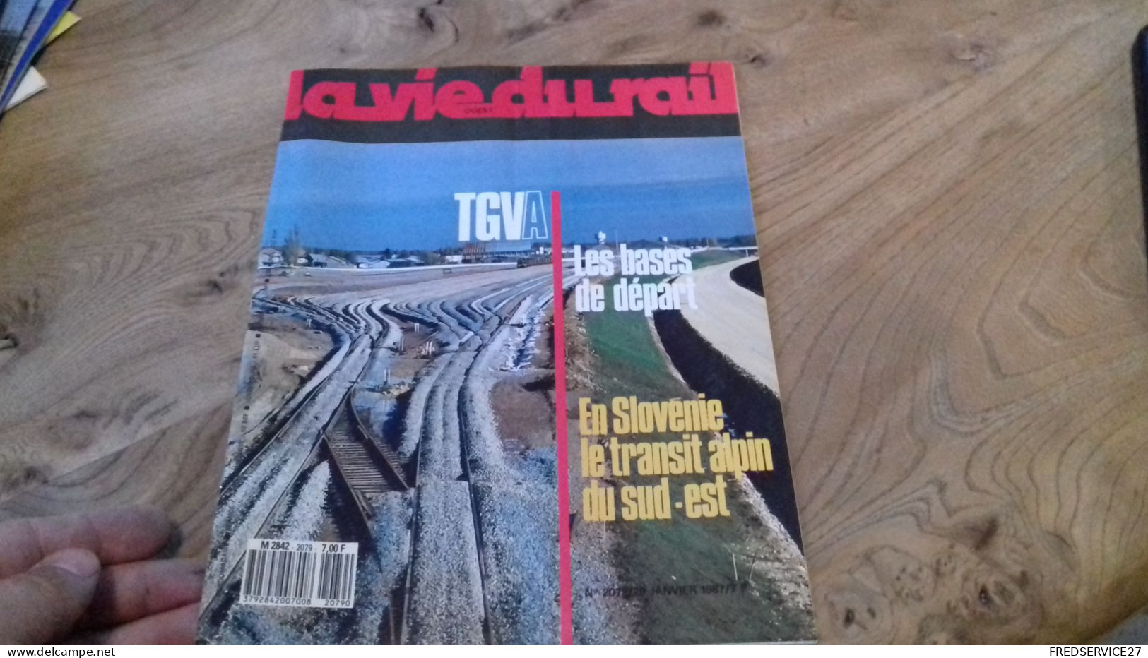 155/ LA VIE DU RAIL N° 2079  / Janvier   1987 / Les Bases De Depart / Enslovenie Le Transit Alpin Du Sud Est - Treni