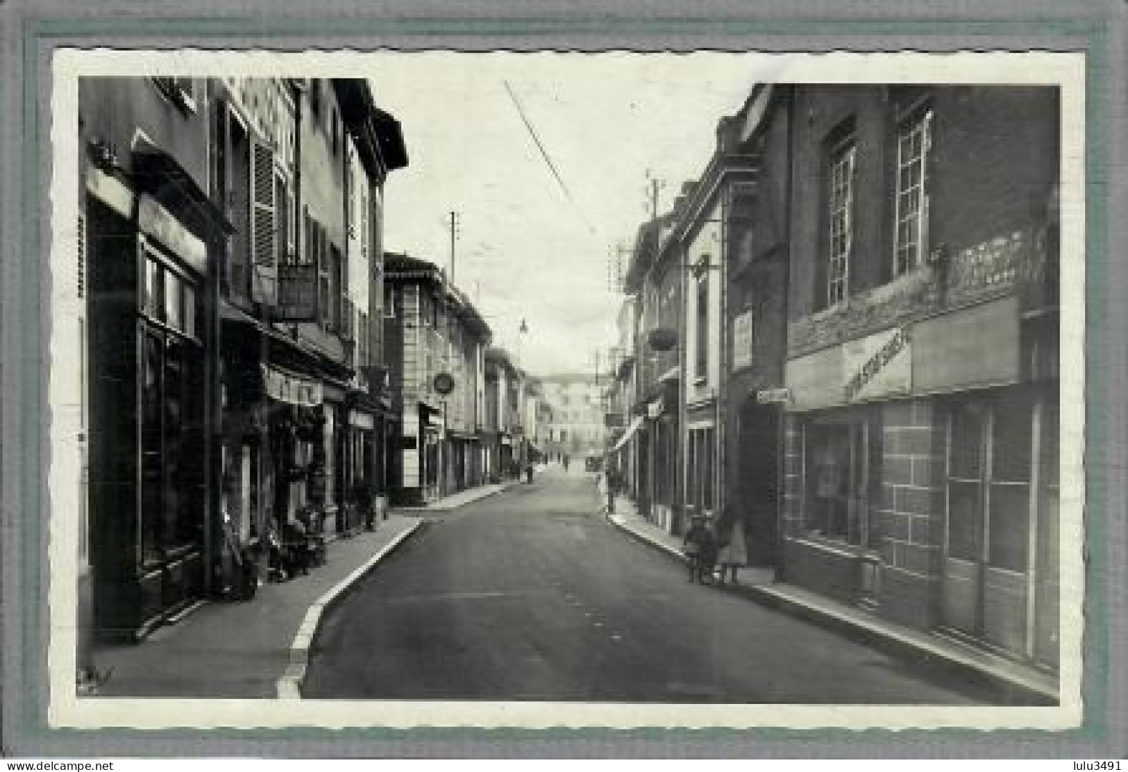 CPSM Dentelée (01) CHÂTILLON-sur-CHALARONNE - Aspect De La Rue Pasteur En 1950 - Châtillon-sur-Chalaronne