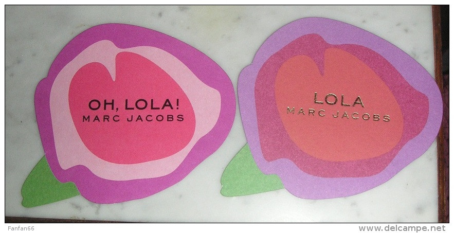 Lot De 2 Cartes Marc Jacobs Lola Et Oh, Lola! - Modernas (desde 1961)