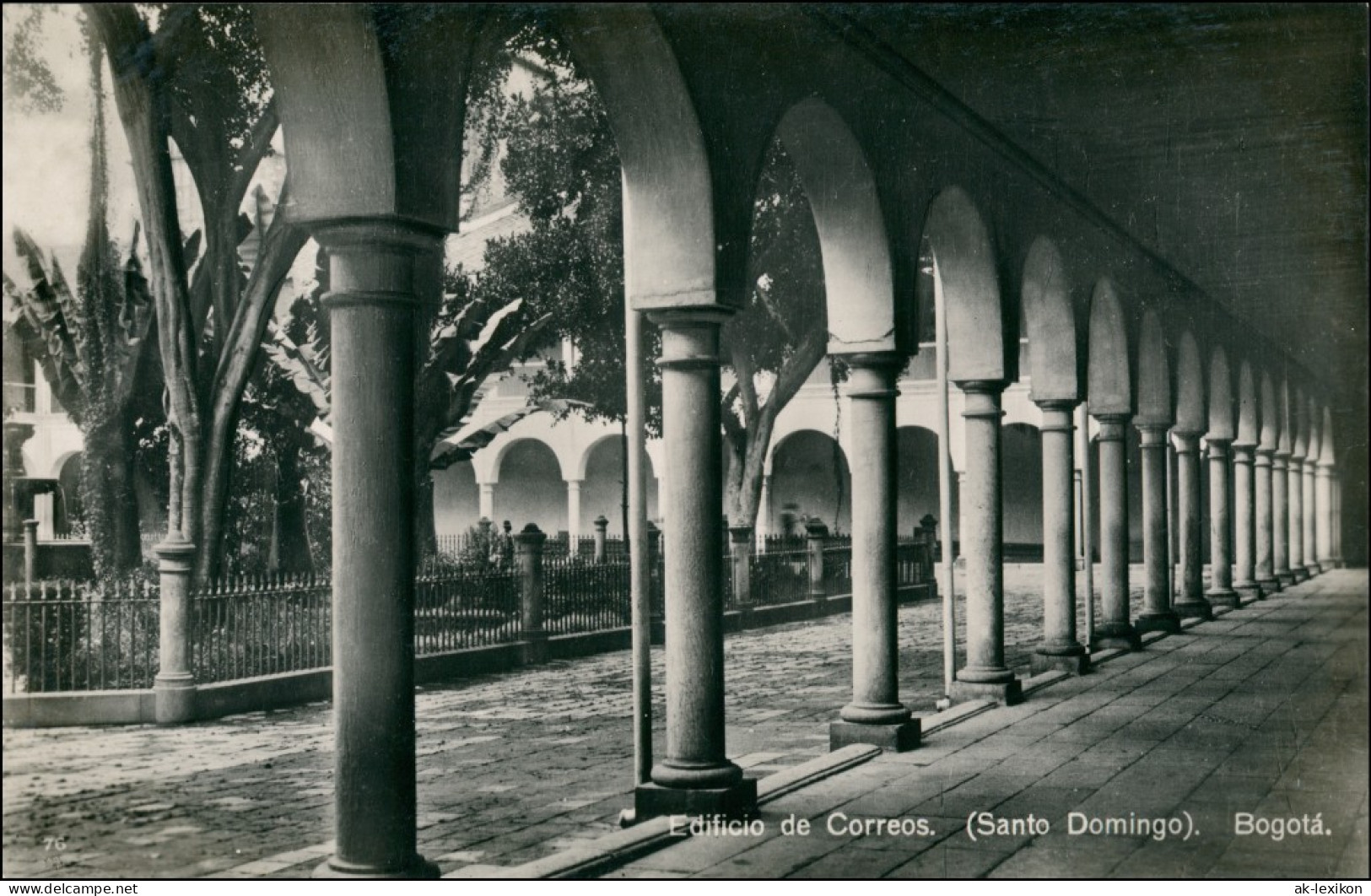 Postcard Santa Fe De Bogotá (D.C.) Edificio De Correos 1927 - Colombia