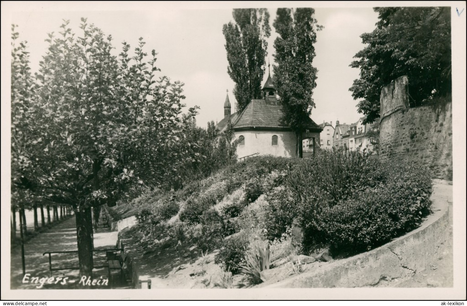 Foto Engers Rhein-Neuwied (Rhein) Weg Und Kapelle 1923 Privatfoto - Neuwied