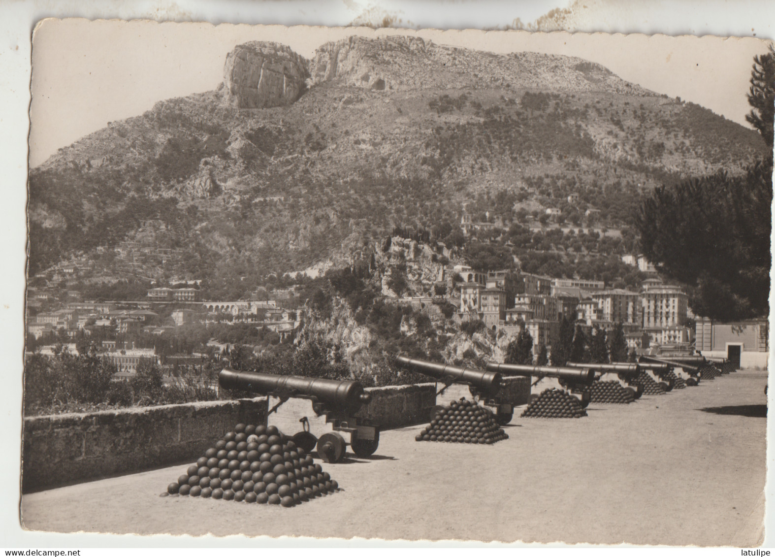 Monaco  G  F   Les Canons De La Place Du Palais  Et La Tete De Chien - Mehransichten, Panoramakarten